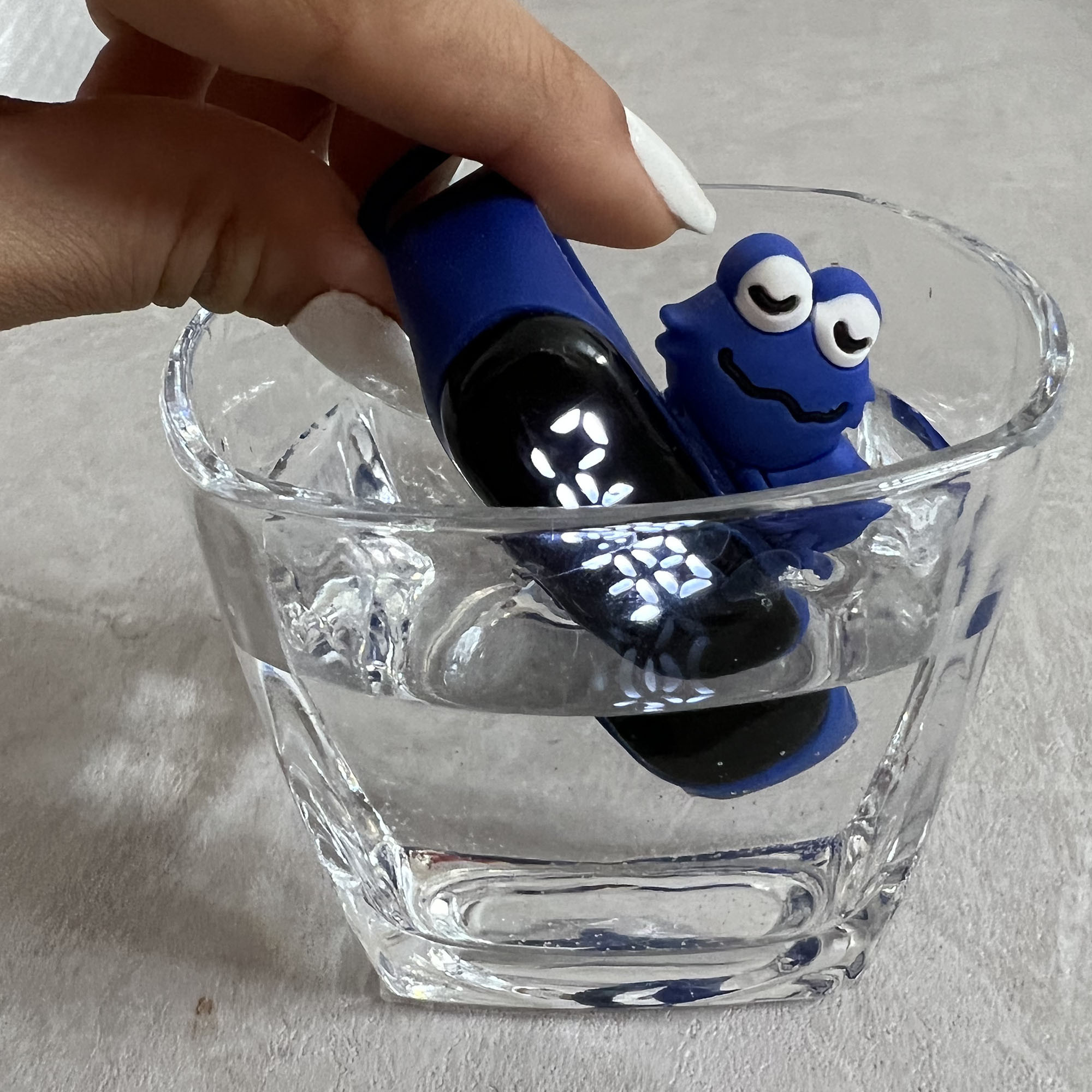 ساعت مچی دیجیتال مدل ضد آب سیلیکونی تنبل خوابیده BL O کد BB