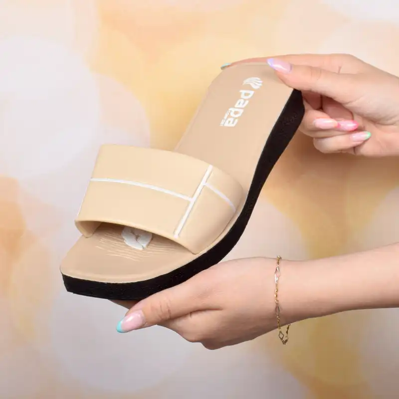 دمپایی زنانه پاپا مدل CR.2783