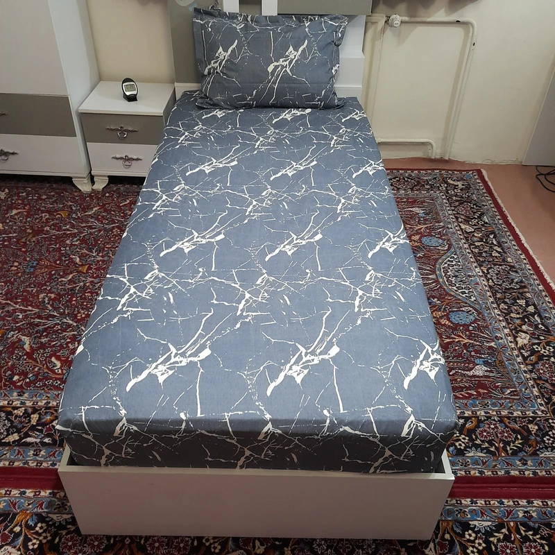 سرویس ملحفه مدل کشدوز niki03.25 طرح مرمر  کد 90 یک نفره دو تکه