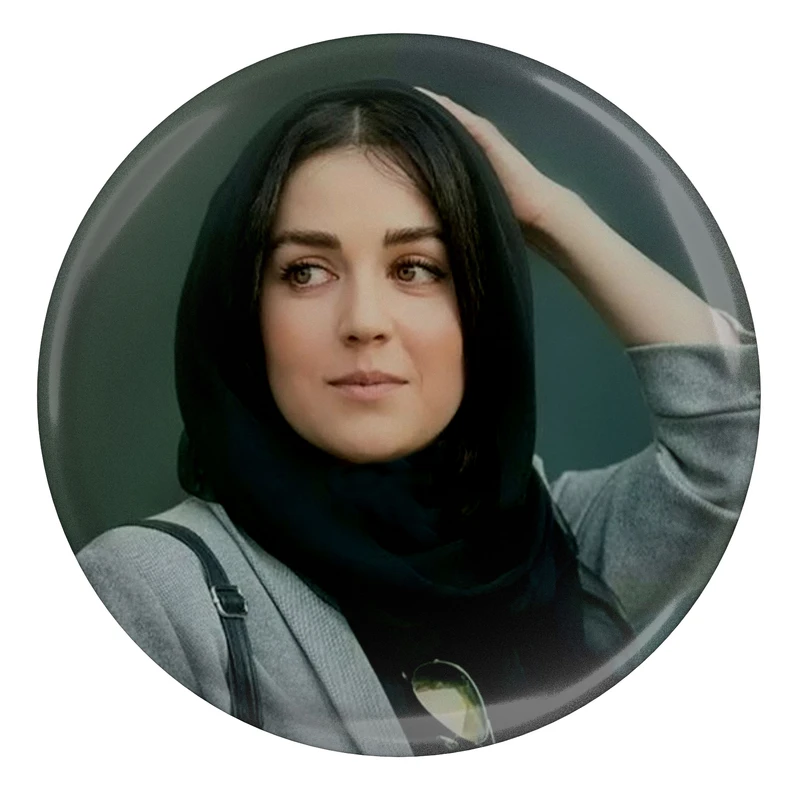 مگنت مدل بازیگر افسانه پاکرو S8037