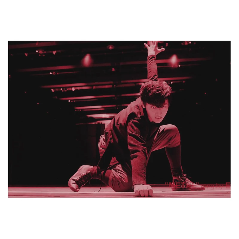 پوستر طرح EXO کد 426