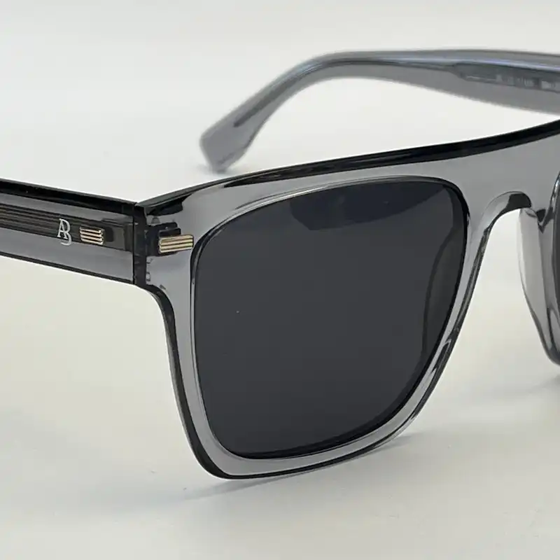 عینک آفتابی آنتونیو باندراس مدل PLUS0166C4