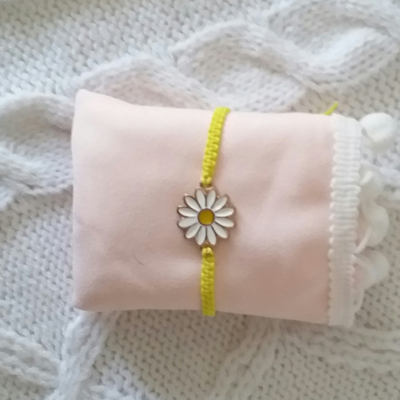دستبند دخترانه مدل گل بابونه NA123