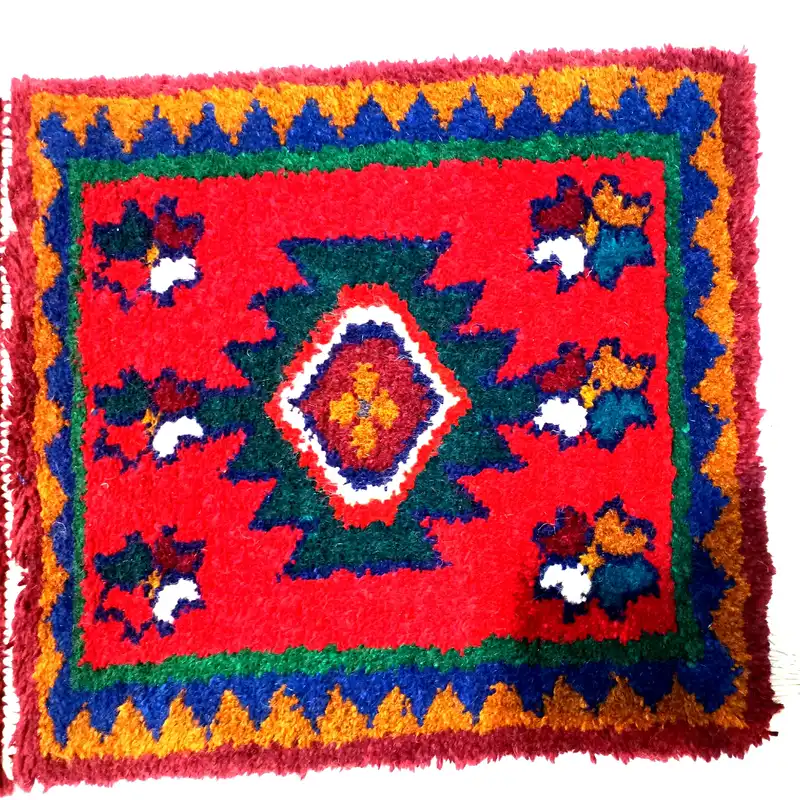 فرش دستبافت یک متری مدل آیاق آلتی کد 1324 بسته 2 عددی