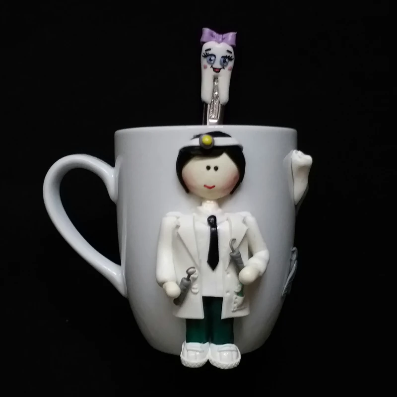 ماگ مدل پسر عروسکی L930 به همراه قاشق