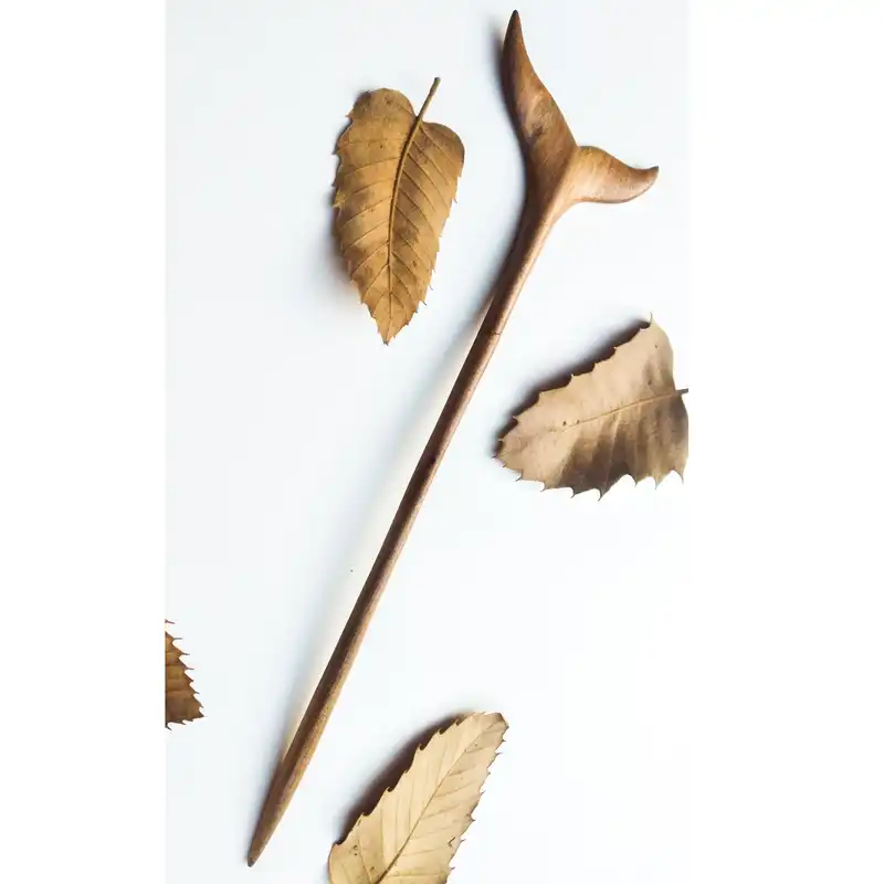 گیره مو زنانه مدل چوبی دم نهنگ