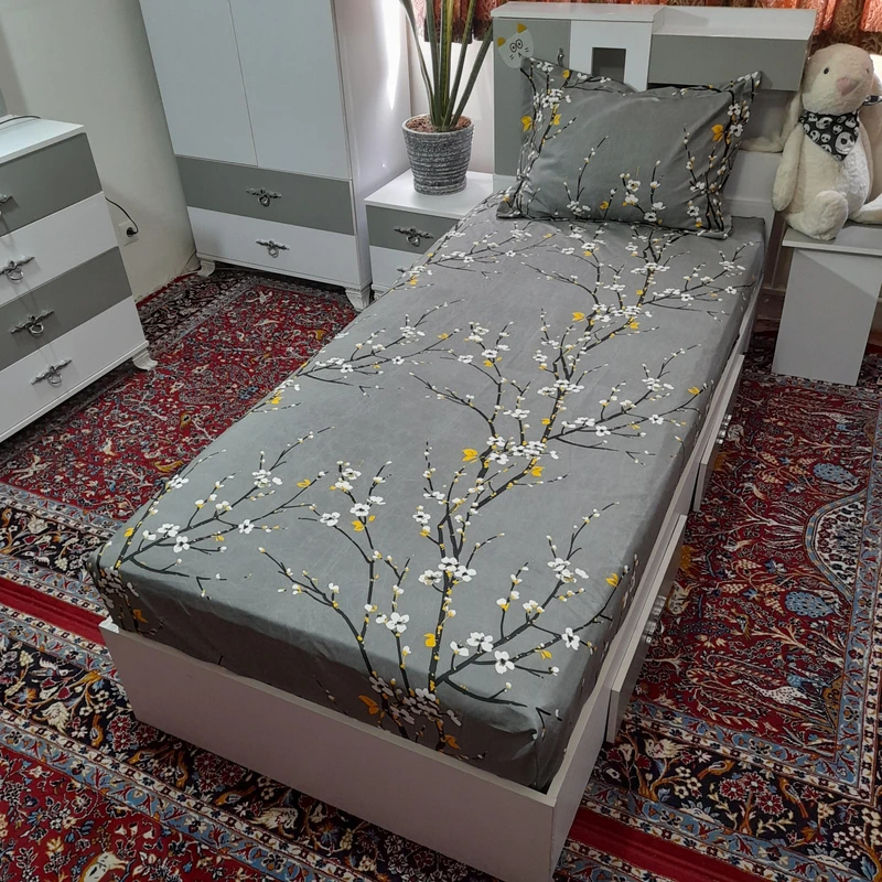 سرویس ملحفه طرح شکوفه کد 90 یک نفره دو تکه