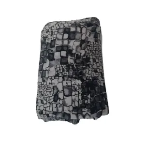 پتو مسافرتی دو نفره مدل 230 سایز 230x200 سانتی‌متر