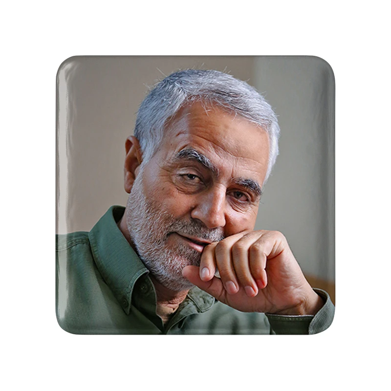 مگنت خندالو طرح سردار قاسم سلیمانی کد 12597