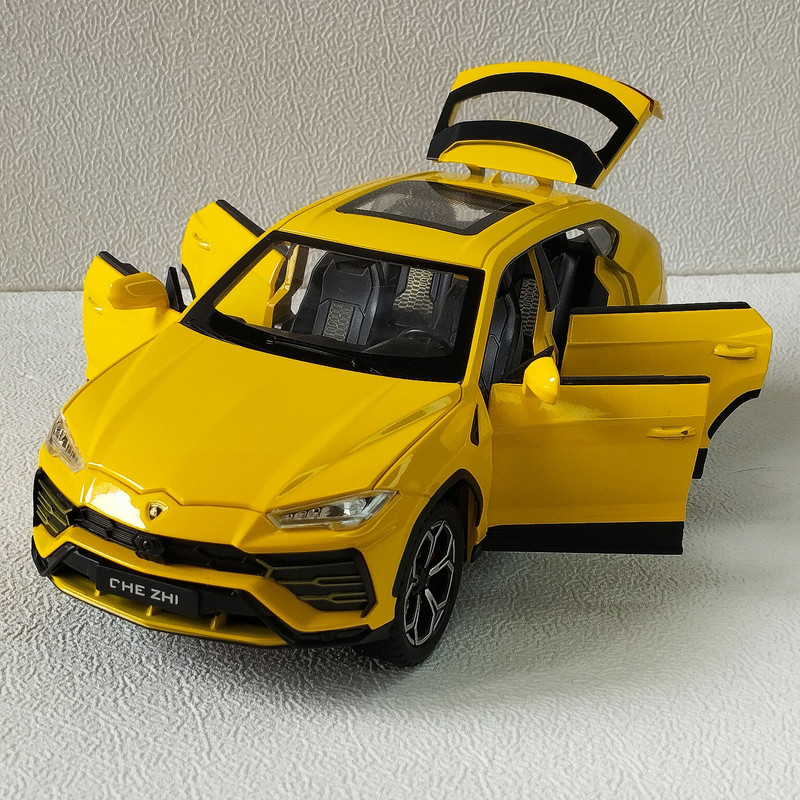 ماشین بازی چه ژی مدل lamborghini urus دودزا