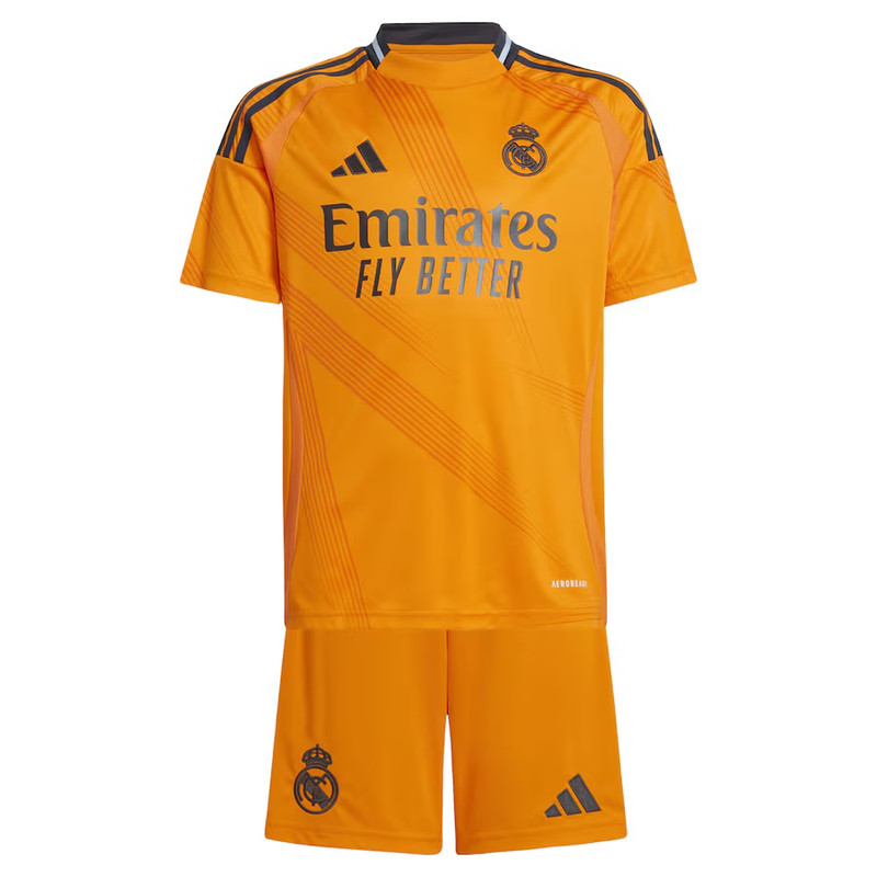 ست تی شرت و شلوارک ورزشی مردانه مدل رئال مادرید Away 2025 ست تی شرت و شلوارک ورزشی مردانه مدل رئال مادرید Away 2025