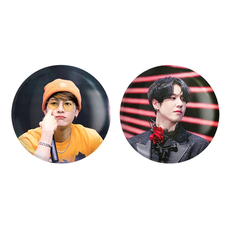 مگنت خندالو طرح یوگیوم و جکسون وانگ گروه گات سون کد 1166011667 مجموعه 2 عددی