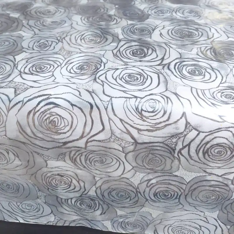 رومیزی طرح گل رز 2m