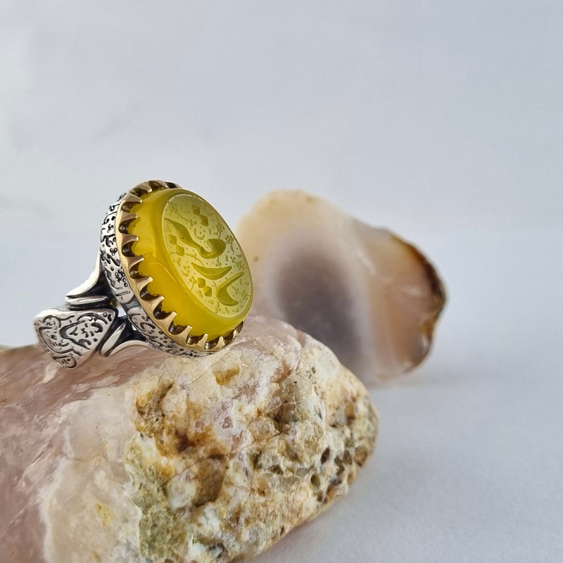 انگشتر نقره مردانه ملک زیور مدل چهارده معصوم حکاکی دستی عقیق یا رقیه کد 403