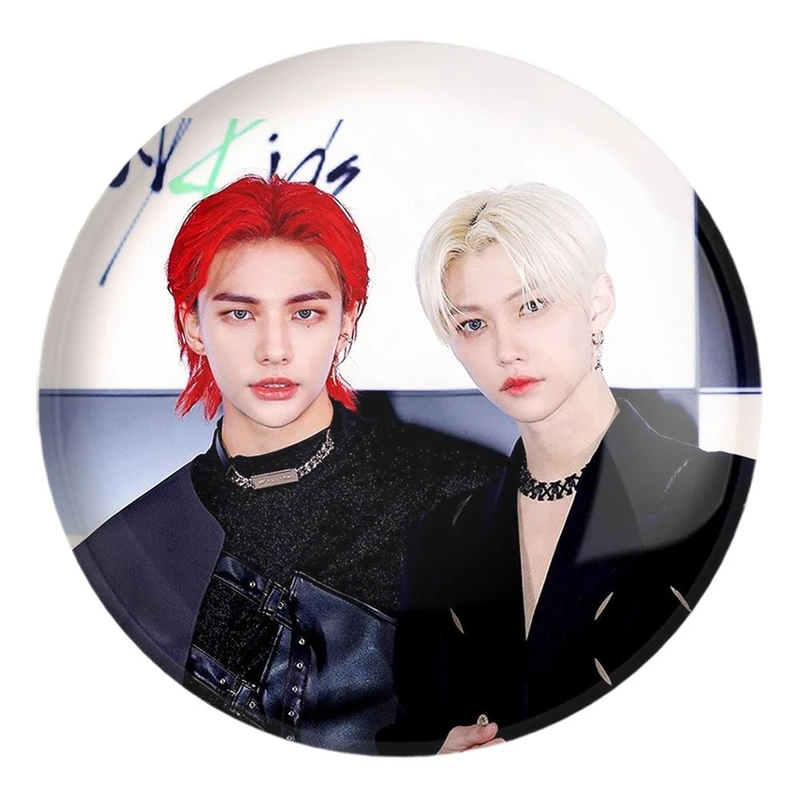 پیکسل خندالو طرح فلیکس و هیونجین گروه استری کیدز Stary Kids کد 16910 مدل بزرگ