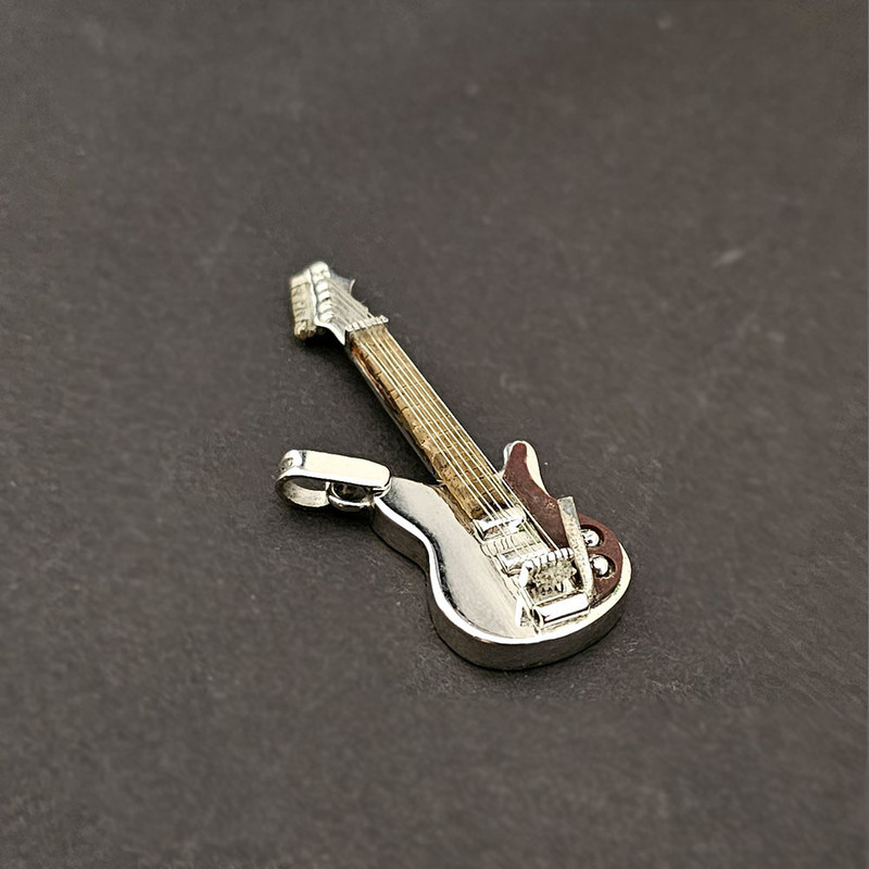 آویز گردنبد نقره مدل گیتار Elc