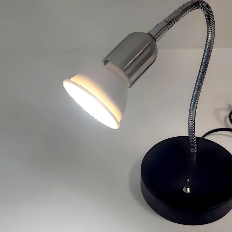چراغ مطالعه رومیزی مدل فلزی پایه GU5.3 کد WH47