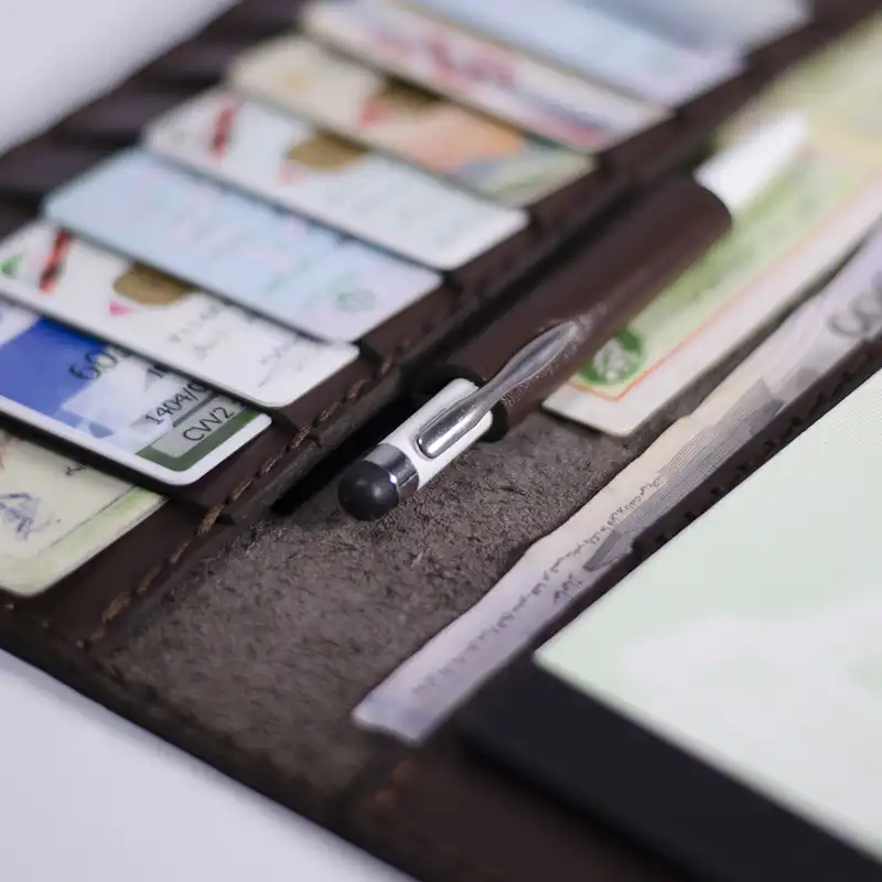 کیف دسته چک چرمینه اسپرت کد 79008