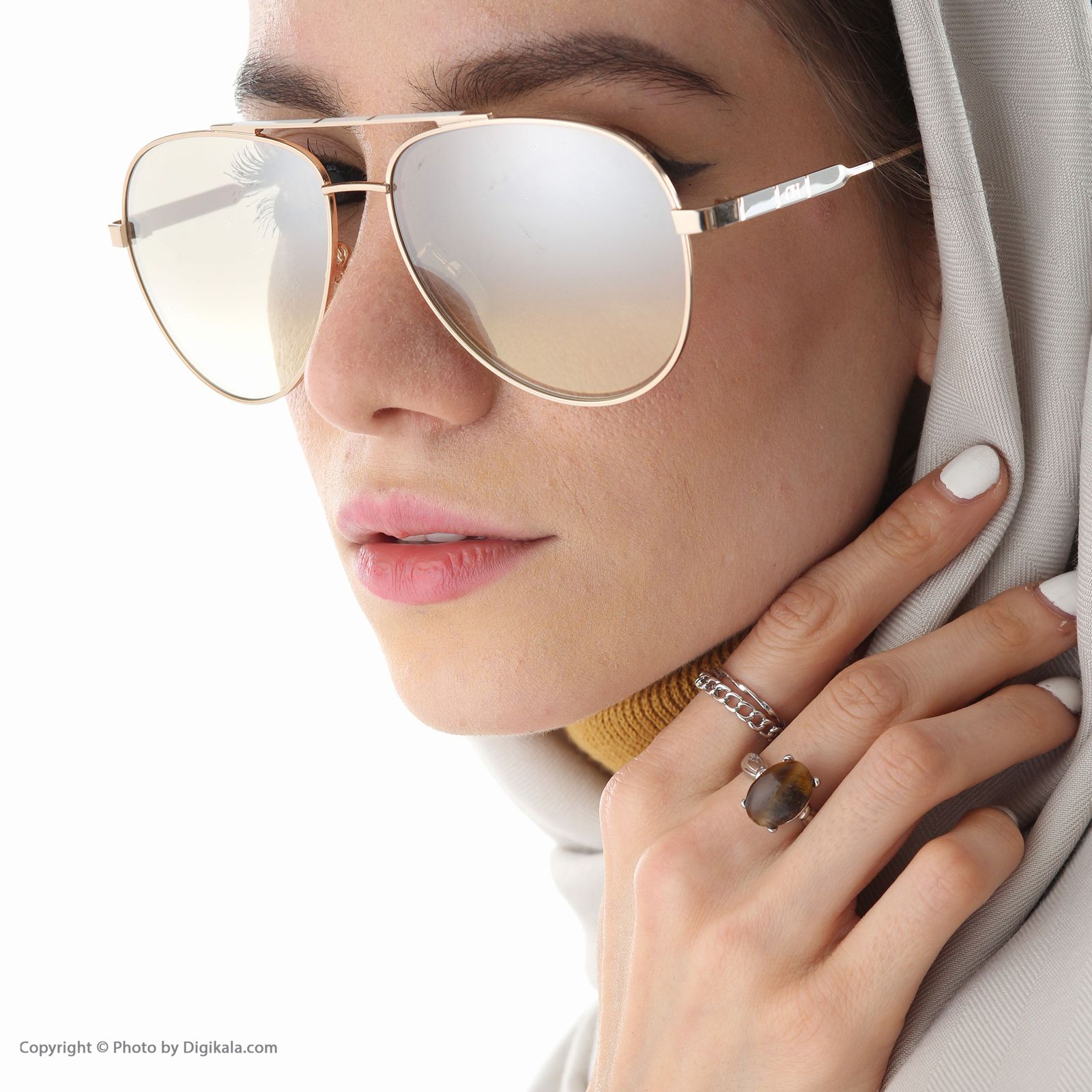 عینک آفتابی کارولینا هررا مدل SHE150 300G -  - 7