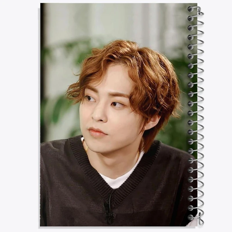 دفتر مشق 100 برگ خندالو طرح شیومین گروه اکسو EXO کد 16803