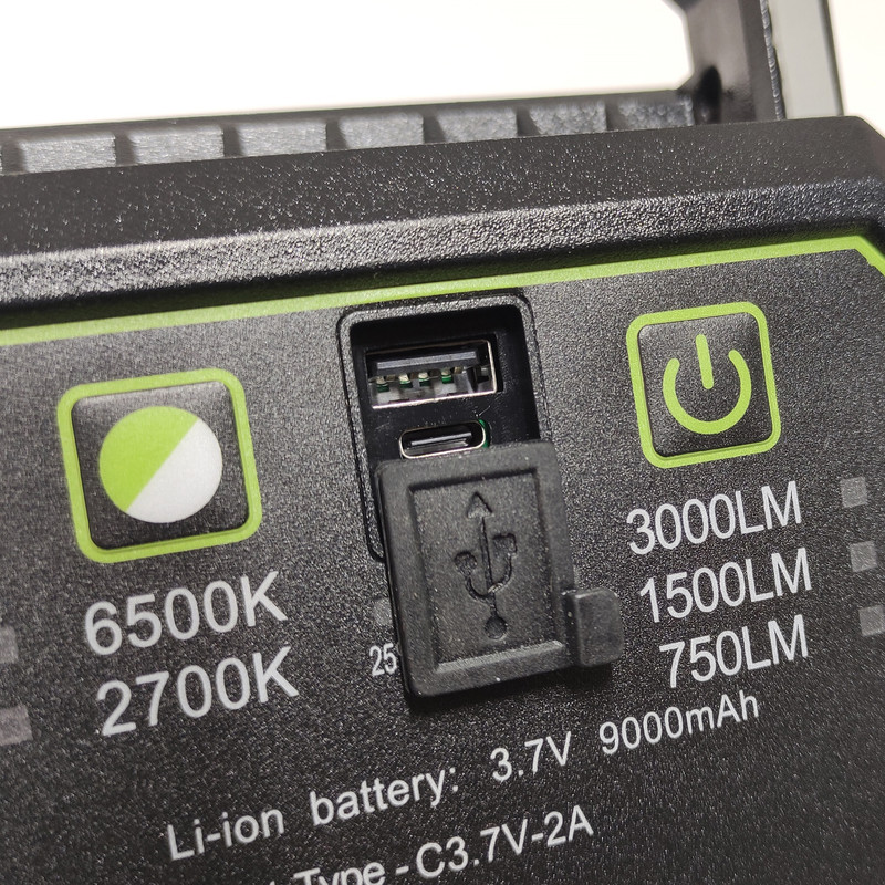نورافکن دستی کینساج مدل KS-G10A SMD با نور چند رنگ