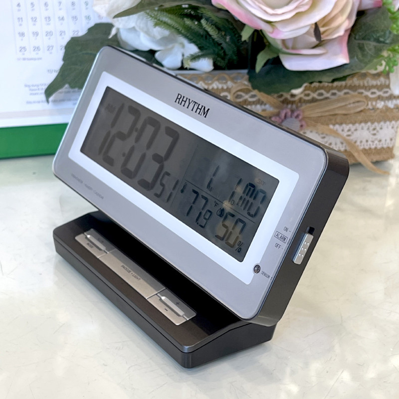 ساعت رومیزی ریتم مدل LCT049NR02