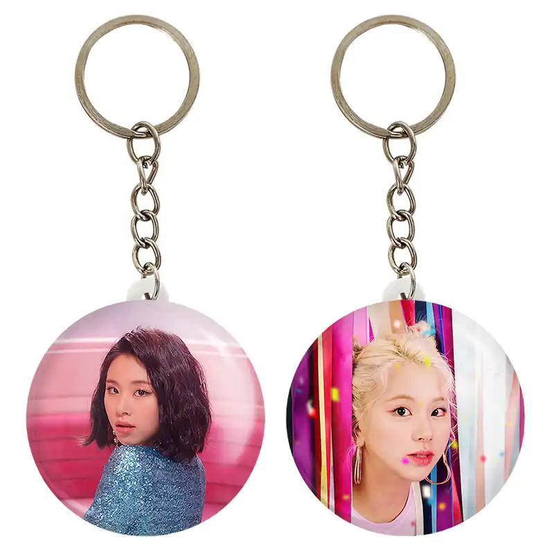 جاکلیدی خندالو مدل چایونگ گروه توایس TWICE کد 1990019899 مجموعه 2 عددی