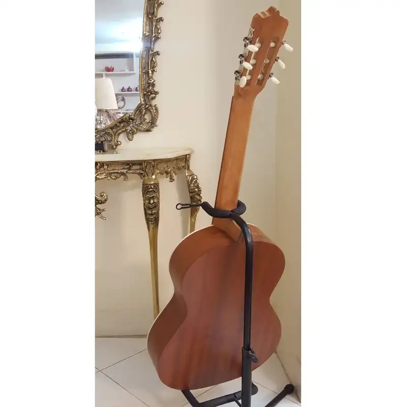 گیتار مدل C80