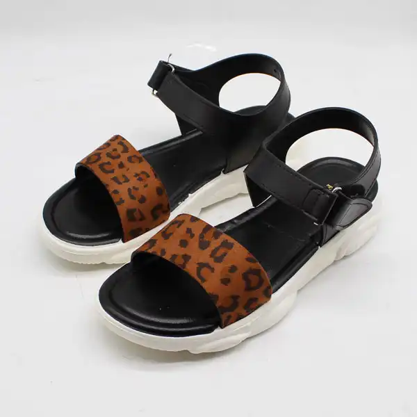 صندل زنانه پاپا مدل ملودی پلنگی کد 1388-BN