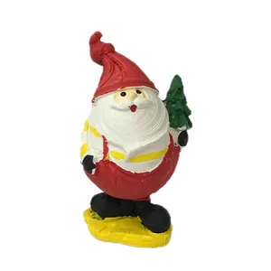 مجسمه مدل بابانوئل با کاج