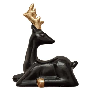 مجسمه مدل گوزن نشسته