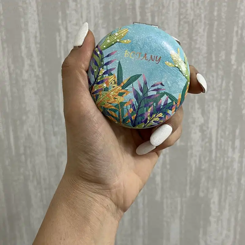 آینه جیبی مدل دایره بوته زار و کاکتوس