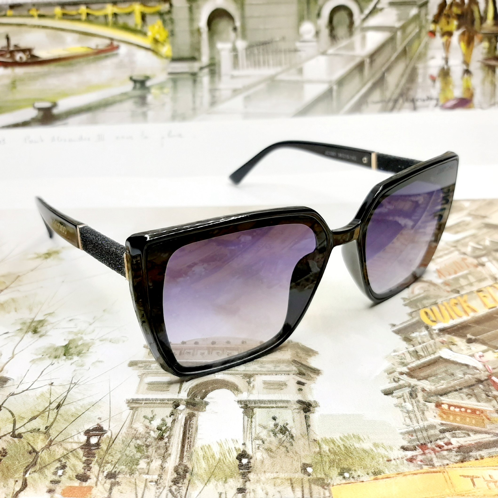 عینک آفتابی زنانه جیمی چو مدل JC1001blpu -  - 3
