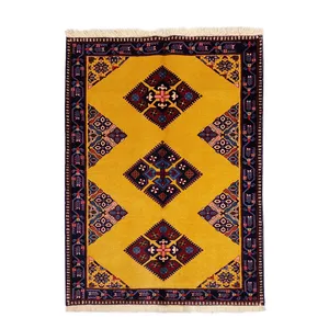 فرش دستباف یک و نیم متری طرح لوزی مدل AA127