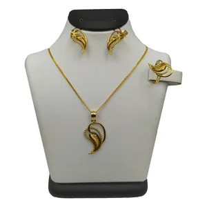 نیم ست طلا 18 عیار زنانه مدل برگ