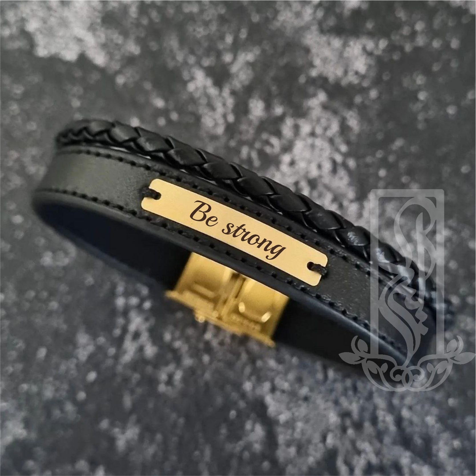 دستبند طلا 18 عیار مردانه لیردا مدل Be stron 831