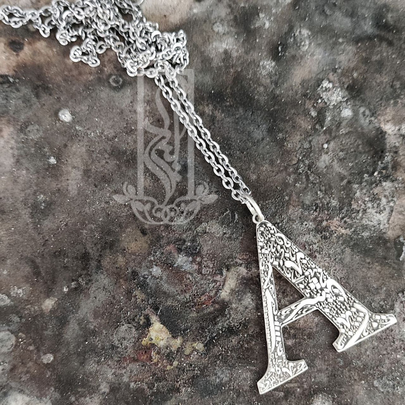 گردنبند نقره مردانه لیردا مدل حرف A گردنبند نقره مردانه لیردا مدل حرف A