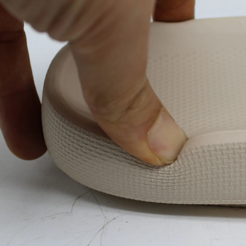 عکس شماره 39 : دمپایی دخترانه مدل میترا کد 1442-og