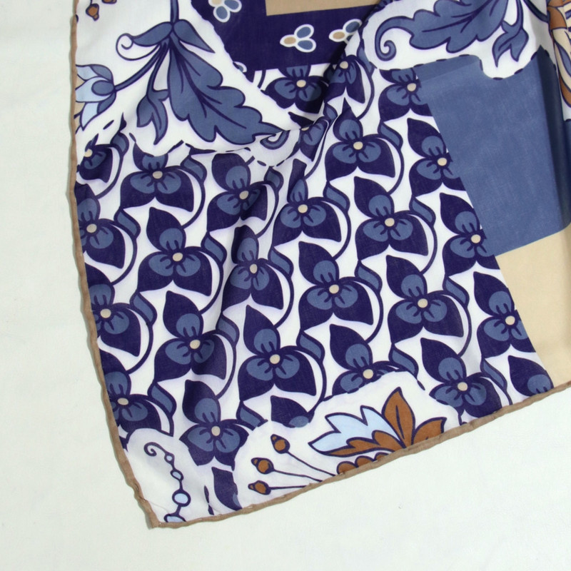 روسری زنانه آنالیا مدل نخی دور دوخت ترمه کد 9771