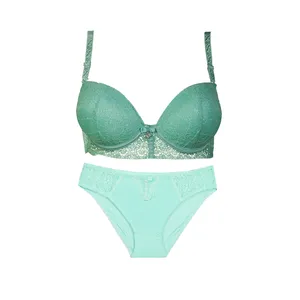 ست شورت و سوتین زنانه مدل پانیذ