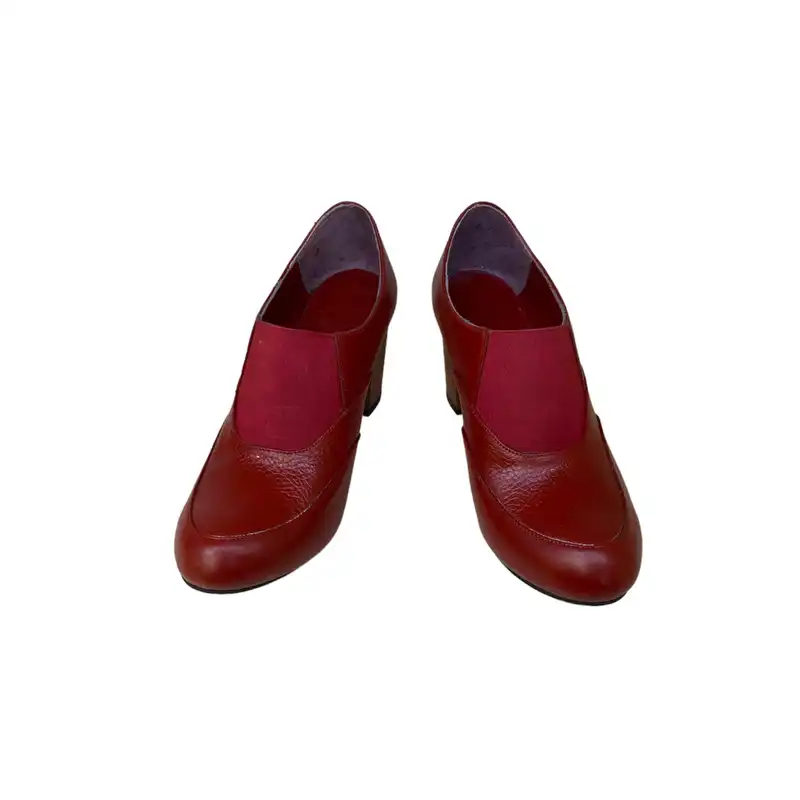 کفش زنانه مدل چرم طبیعی رنگ قرمز