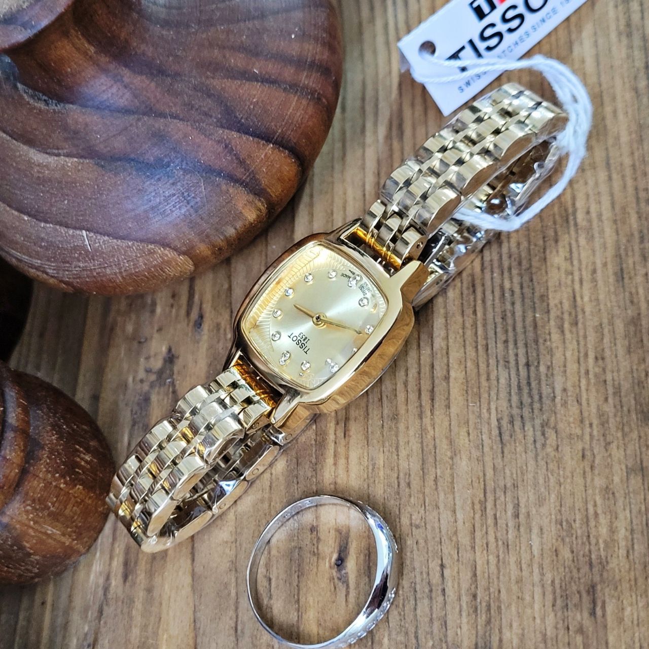 ساعت مچی عقربه ای زنانه مدل T_sot 01 - - 11