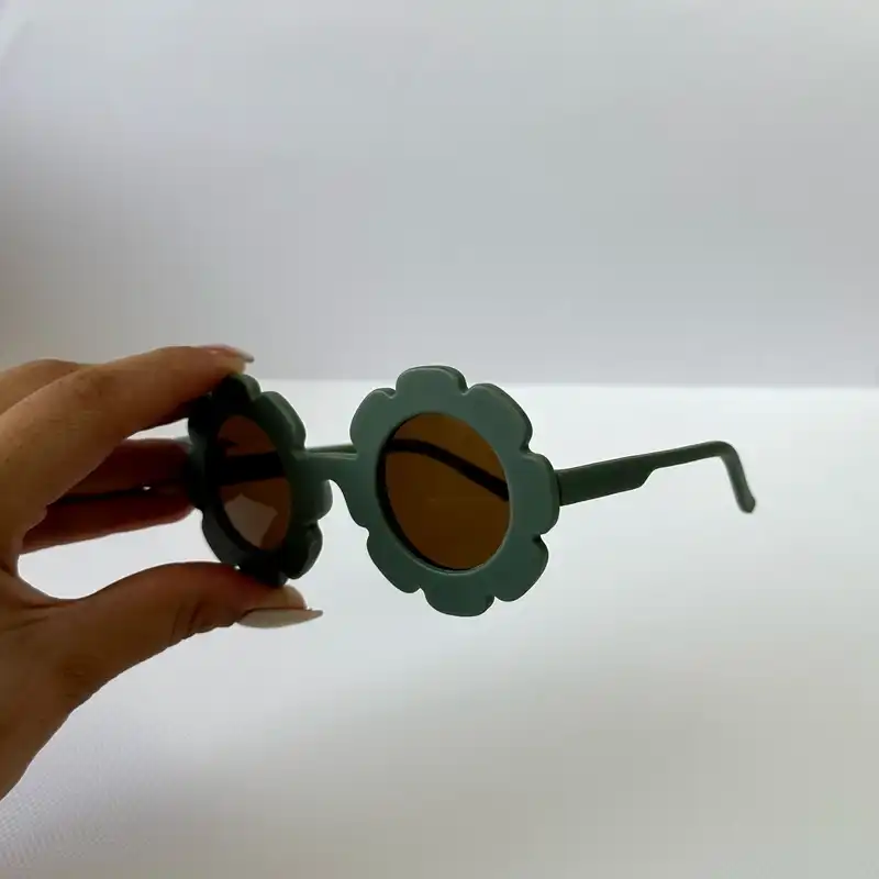عینک آفتابی بچگانه مدل گل کد F001