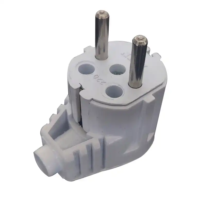 دوشاخه برق اذین مدل ارت دار sa1