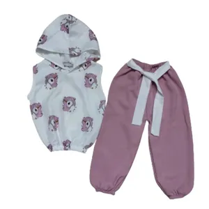 ست تاپ کلاه دار و شلوار دخترانه مدل t4