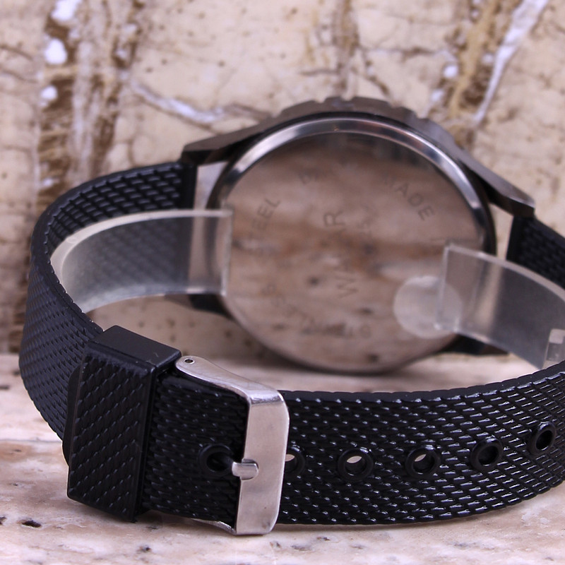 ساعت مچی دیجیتال دیتر مدل LE 3313 -ME-ME ساعت مچی دیجیتال دیتر مدل LE 3313 -ME-ME