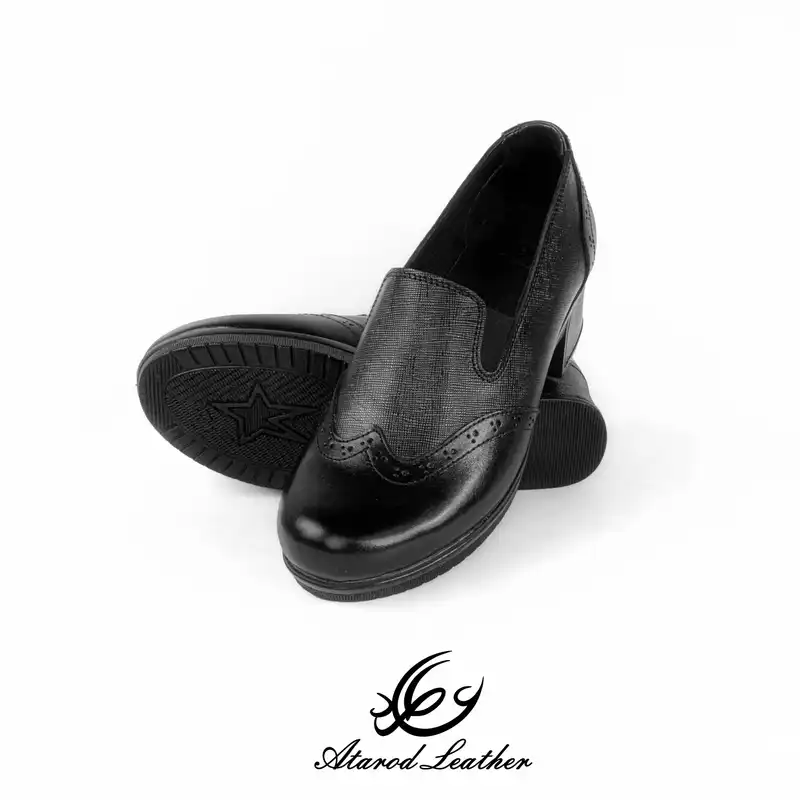 کفش زنانه چرم عطارد مدل طبی چرم طبیعی کد SH77