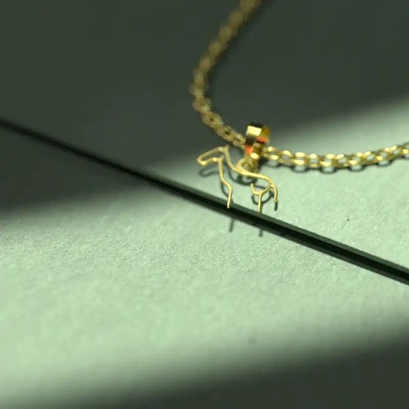 گردنبند طلا 18 عیار زنانه مدوپد مدل اسب کد B3-1-1296