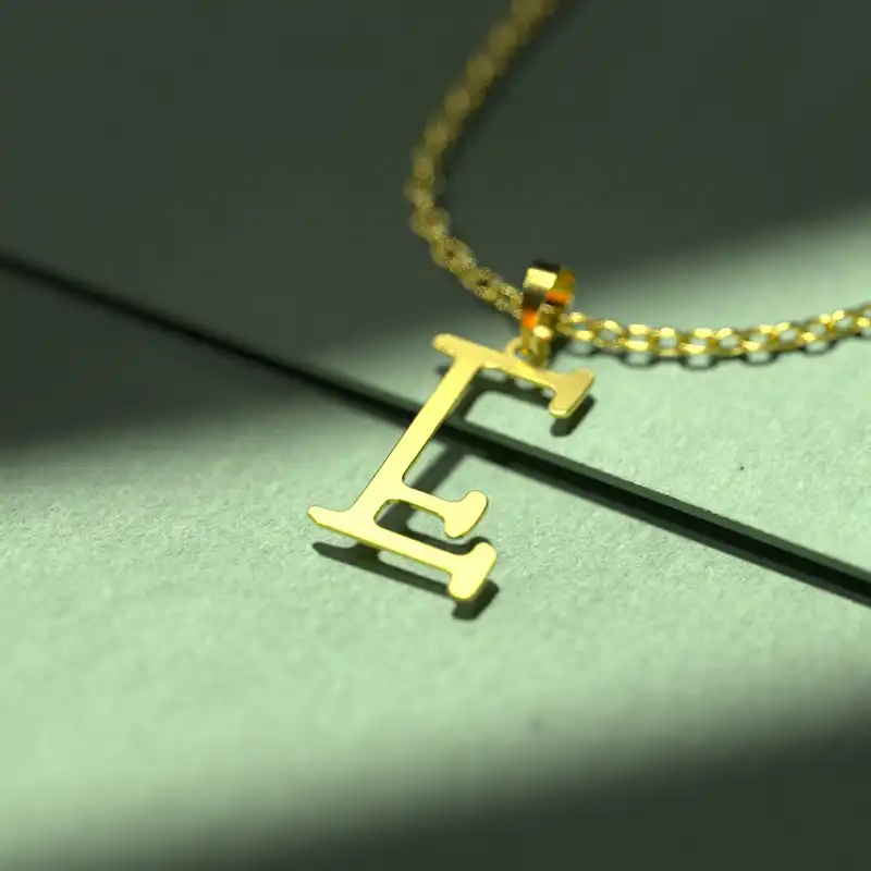 گردنبند طلا 18 عیار زنانه مدوپد مدل حرف E کد H3-1-1369