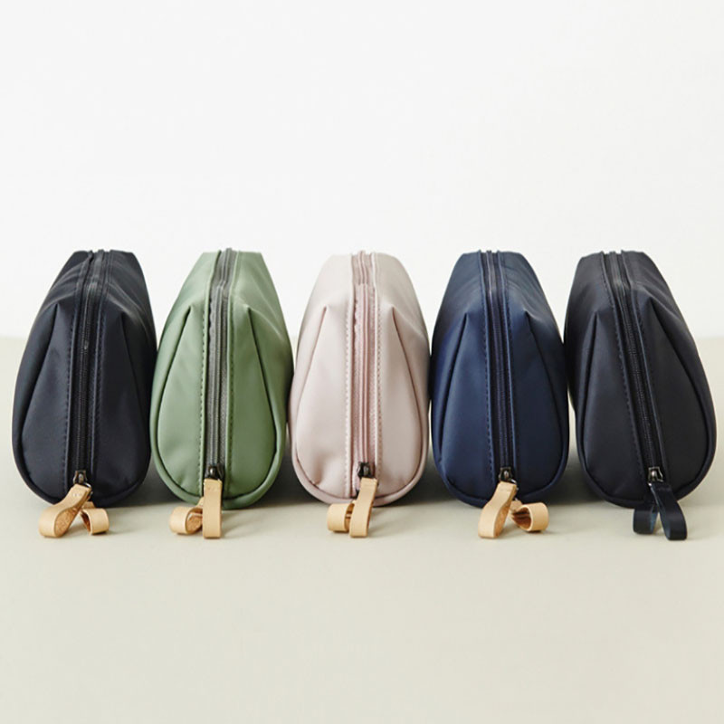 کیف لوازم آرایش زنانه مدل Pouch